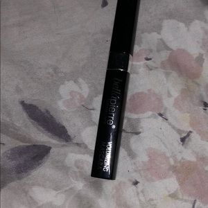bellápierre Volumizing Mascara